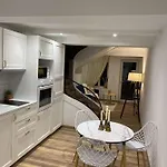 La Maison De Gloria *